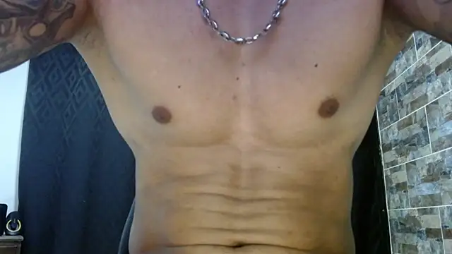 Snapshot of babyrecord1 chatting on 02-18-25, 03:32 babyrecord1 online show from 02-18-25, 03:32