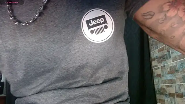 Snapshot of babyrecord1 chatting on 11-23-25, 12:21 babyrecord1 online show from 11-23-25, 12:21