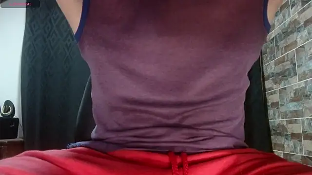 Snapshot of babyrecord1 chatting on 11-24-25, 09:47 babyrecord1 online show from 11-24-25, 09:47