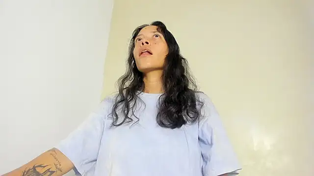 lexyfyre online show from 04-11-26, 12:09