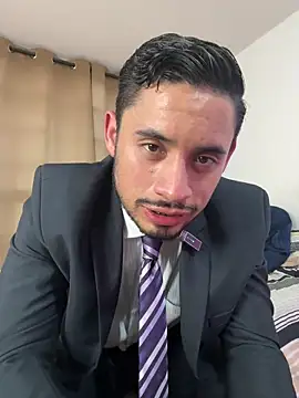 Snapshot of thesexlawyer1 chatting on 02-19-25, 04:12 thesexlawyer1 online show from 02-19-25, 04:12