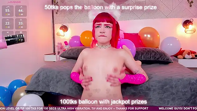 Snapshot of Tiny__Emmy chatting on 12-22-24, 08:58 Tiny Emmy online show from 12-22-24, 08:58