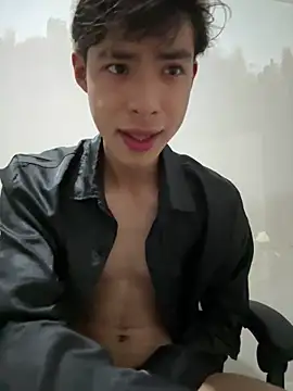 Snapshot of Jacotnk chatting on 12-23-24, 05:17 Jacotnk online show from 12-23-24, 05:17