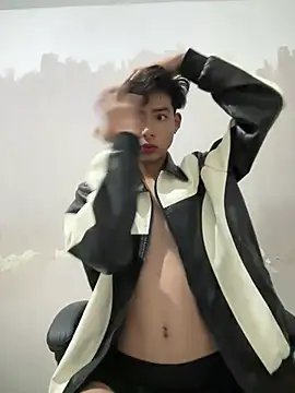 Snapshot of Jacotnk chatting on 01-07-25, 11:56 Jacotnk online show from 01-07-25, 11:56