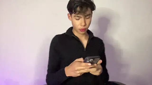 Snapshot of Jacotnk chatting on 01-13-25, 04:50 Jacotnk online show from 01-13-25, 04:50