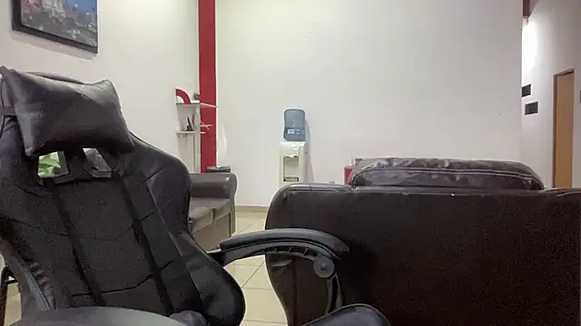 Snapshot of Jacotnk chatting on 01-17-25, 05:42 Jacotnk online show from 01-17-25, 05:42