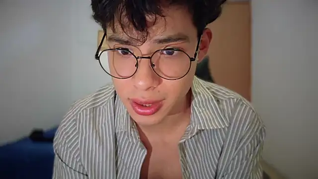 Snapshot of Jacotnk chatting on 03-13-25, 05:00 Jacotnk online show from 03-13-25, 05:00