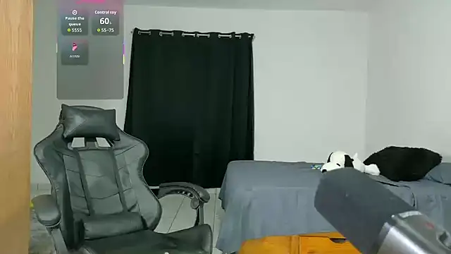 Snapshot of Jacotnk chatting on 09-12-25, 04:12 Jacotnk online show from 09-12-25, 04:12