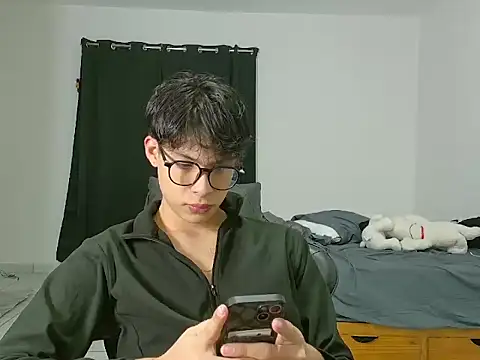 Snapshot of Jacotnk chatting on 10-02-25, 04:08 Jacotnk online show from 10-02-25, 04:08