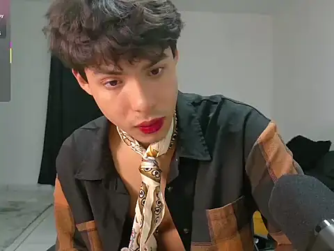 Snapshot of Jacotnk chatting on 11-13-25, 04:11 Jacotnk online show from 11-13-25, 04:11