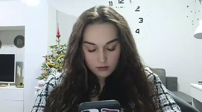 Snapshot of me_lissa_sun13 chatting on 12-31-24, 05:44 me lissa sun13 online show from 12-31-24, 05:44