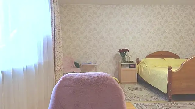 Snapshot of me_lissa_sun13 chatting on 09-15-25, 03:01 me lissa sun13 online show from 09-15-25, 03:01