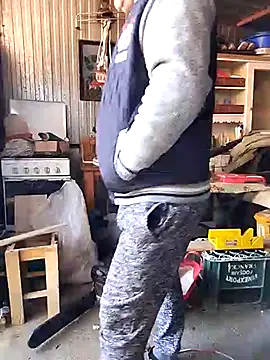 Snapshot of Sarpe84 chatting on 02-23-25, 11:44 Sarpe84 online show from 02-23-25, 11:44