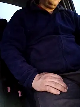 Snapshot of Sarpe84 chatting on 02-27-25, 04:41 Sarpe84 online show from 02-27-25, 04:41