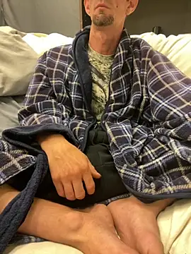 joeiandola online show from 11-25-25, 08:03