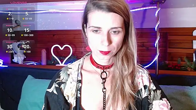 Snapshot of Trinity_Fire chatting on 11-20-25, 02:01 Trinity Fire online show from 11-20-25, 02:01