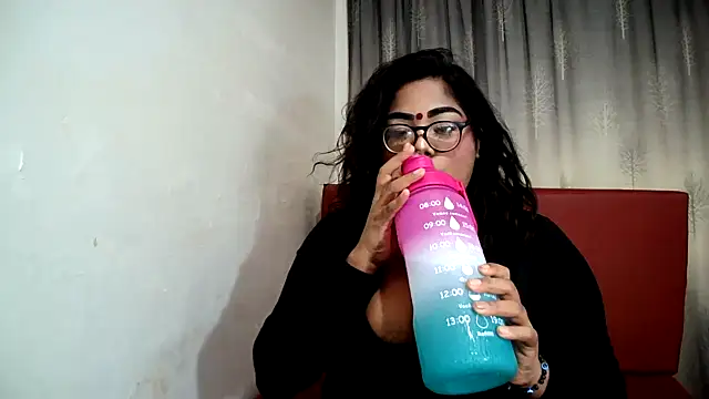 Indian Lola00 online show from 02-06-25, 09:28