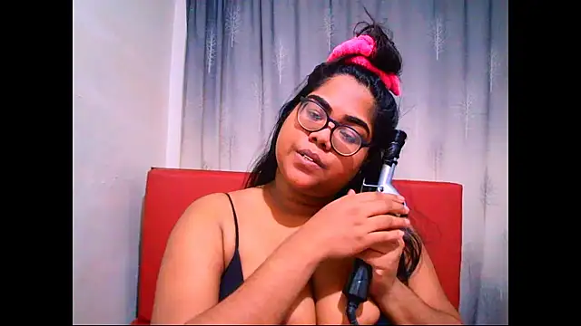 Indian Lola00 online show from 09-26-25, 05:06