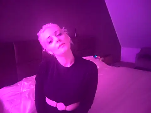 Snapshot of Wendyx666_Pika chatting on 09-17-25, 09:16 Wendyx666 Pika online show from 09-17-25, 09:16