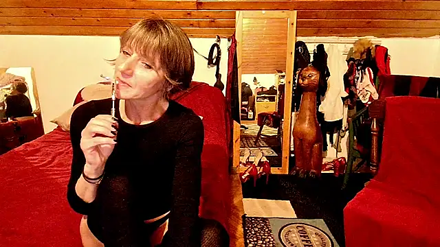 Snapshot of Hot_Colettte chatting on 02-10-26, 10:14 Hot Colettte online show from 02-10-26, 10:14