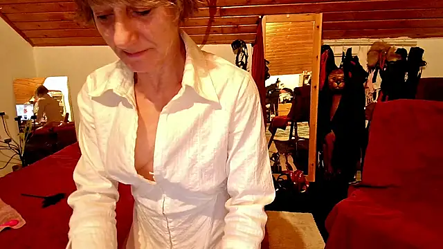 Snapshot of Hot_Colettte chatting on 04-15-26, 07:58 Hot Colettte online show from 04-15-26, 07:58