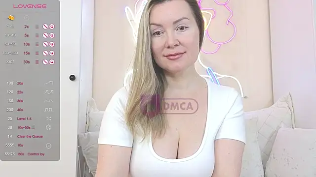 ElleCherry online show from 12-20-24, 11:47