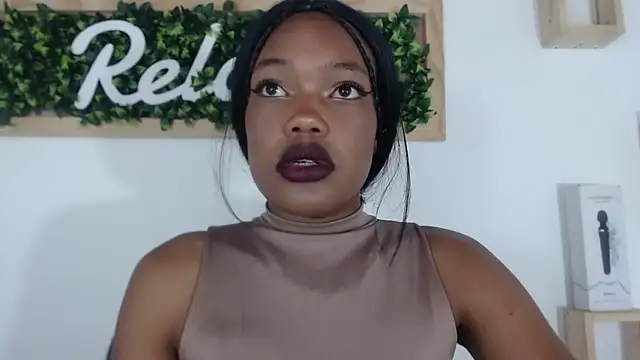 CrystalBrooke3x online show from 01-31-25, 08:01