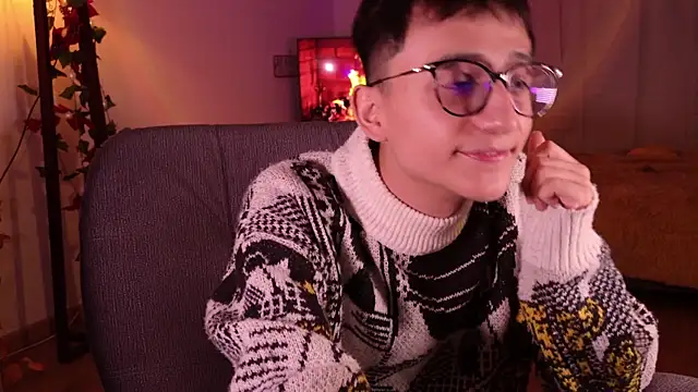 Mr evan1 online show from 12-17-24, 03:49