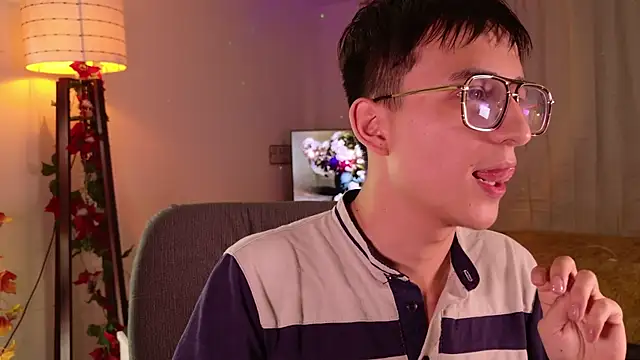 Mr evan1 online show from 12-28-24, 02:32