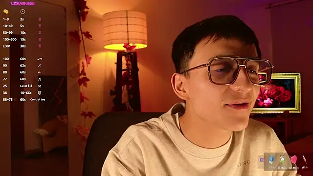 Mr evan1 online show from 12-30-24, 04:40