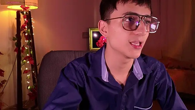 Mr evan1 online show from 12-31-24, 04:57