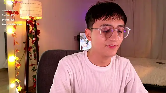 Mr evan1 online show from 02-18-25, 01:44