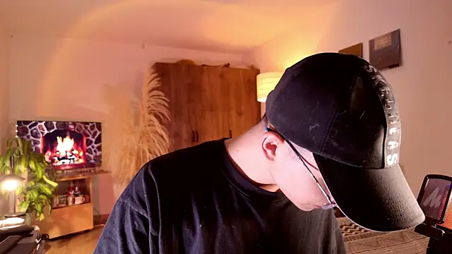 Mr evan1 online show from 10-11-25, 04:27