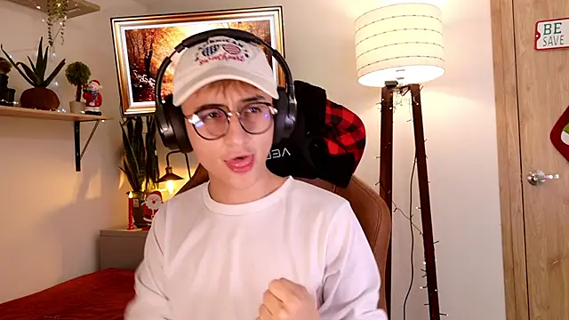 Mr evan1 online show from 11-27-25, 03:58