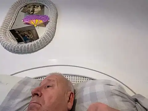 Bossinmidd12 online show from 12-22-24, 09:31