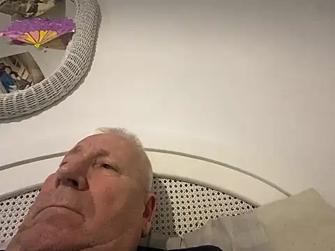 Bossinmidd12 online show from 02-09-25, 09:28