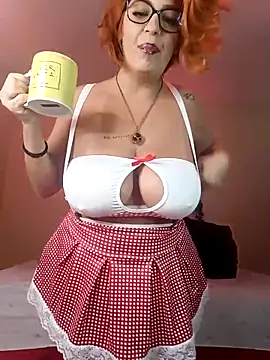 Escarlate4you  online show from 09-28-25, 11:59