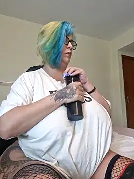 Escarlate4you  online show from 02-10-26, 10:30