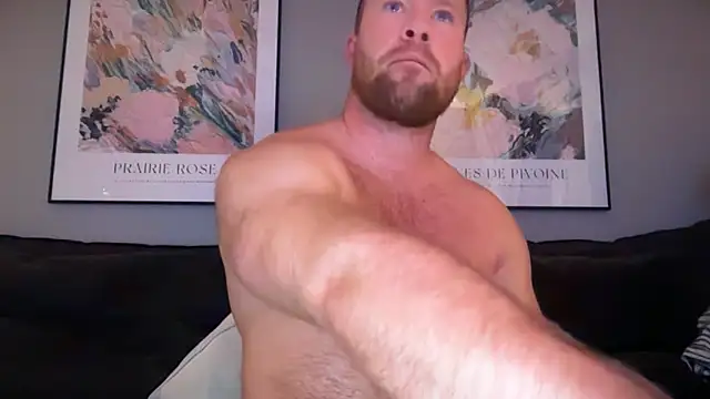 Snapshot of swekingxx chatting on 05-24-26, 11:21 swekingxx online show from 05-24-26, 11:21