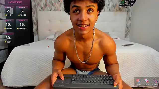 MagnusKing  online show from 02-01-25, 07:55