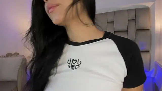 Mara Betancurt online show from 03-14-25, 03:37