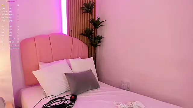 Mara Betancurt online show from 04-09-26, 07:52