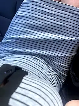 Snapshot of May-Squirt chatting on 11-21-25, 06:45 May-Squirt online show from 11-21-25, 06:45