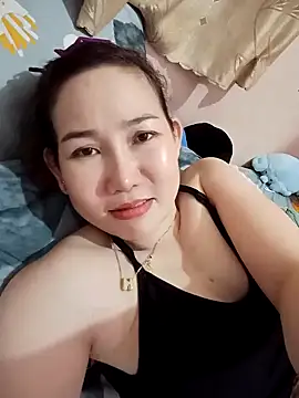 Ana love2000 online show from 02-17-25, 10:40