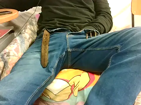 Giulio35 Pika online show from 10-22-25, 07:46