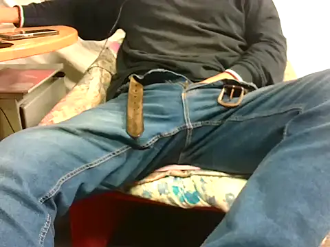 Giulio35 Pika online show from 10-28-25, 04:09