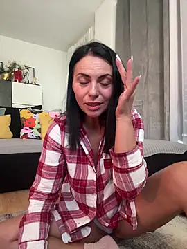 KimKelly13 online show from 09-27-25, 08:52