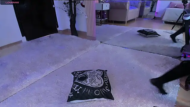 Snapshot of zephirahabney chatting on 03-08-25, 05:54 zephirahabney online show from 03-08-25, 05:54