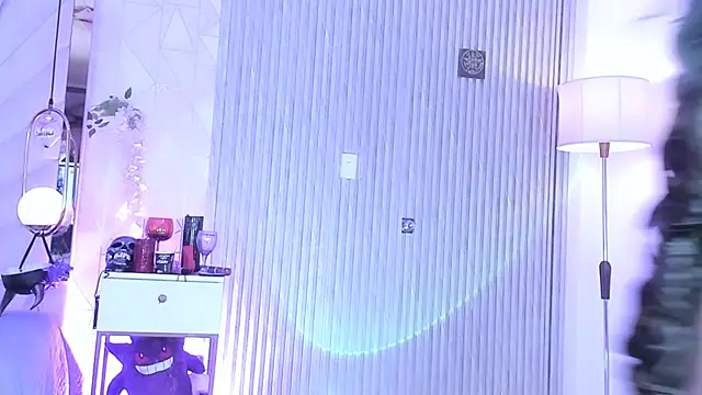 Snapshot of zephirahabney chatting on 10-19-25, 02:50 zephirahabney online show from 10-19-25, 02:50