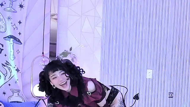 Snapshot of zephirahabney chatting on 10-26-25, 02:45 zephirahabney online show from 10-26-25, 02:45